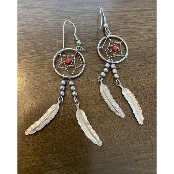 Jewelry - Southwest style dangle/drop earrings silver-plated dream catcher feathers